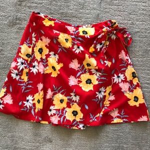 Vibrant wrap 🌺 skirt by Divided